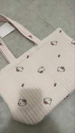 新品サンリオ　キティ　イブルトートバッグ　ヌビバッグ　西松屋　ピンク　L