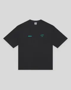 LYFT x atmos コラボ Tシャツ ブラックのサムネイル