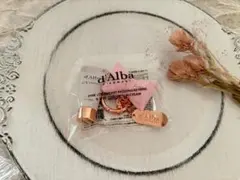 新品、未開封⭐︎ ダルバ ピンクリボンミニトーンアップ サンクリームキーリング