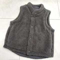 ユニクロ リバーシブルボアベスト