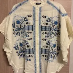 【新品⭐︎タグ付き】marbleSud EMB ikebanaシャツのサムネイル