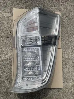 RK5  ステップワゴン　スパーダ　後期　テールランプ左側