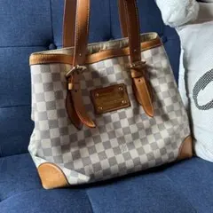 Item thumbnail for item 90eac434-c848-45bc-9d52-f190b1c8ed84