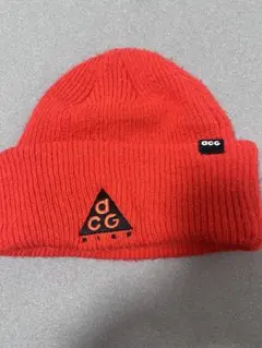 NIKE ACG ニット帽 レッド