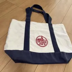 Trader Joe's キャンバストートバッグのサムネイル