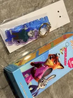 ズートピア2 アルファベットアクリルチャーム　パウバート