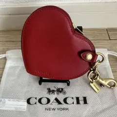 Coach Valentine Heart Suede Wristlet - メルカリ