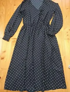 GU　水玉長袖ワンピース　Мサイズ