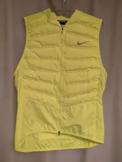 Nike ナイキ イエローランニング ベスト ノースリーブ