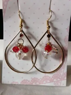 ハンドメイドピアス　[No.24]　ゴールド　ビーズ　ピアス