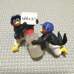 ヤクルトスワローズ つば九郎2 PUTITTO フチ子 2個セット - メルカリ