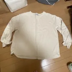 ホワイト Vネック バルーンスリーブ シャツ - メルカリ