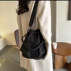 巾着型バッグ ショルダーバッグ ハンドバック 2way 黒 ブラック