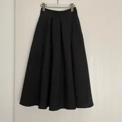 R*r様 P00685 SPINNS 美シルエット　スリータックフレアスカート