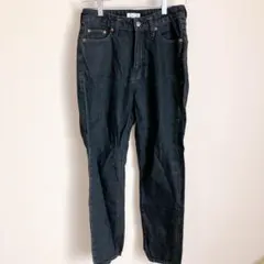 ✨️美品✨️アースミュージック 【S】ストレート ブラックデニム 黒