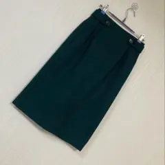 ダークグリーン タイトスカート
