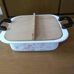 ホーロー両手おでん鍋木製蓋仕切り付きのサムネイル