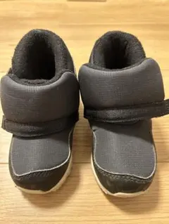 New Balance ベビー スニーカー ブラック　冬用ブーツ　14cm