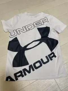③アンダーアーマー　半袖　Tシャツ　130㎝