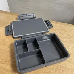 仕切り付ランチボックス　滝沢眞規子　お弁当箱800ml ゴムバンド・箸あり◎