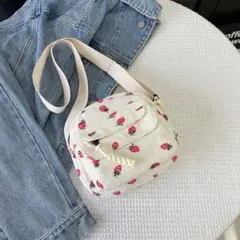 いちご柄 ミニショルダーバッグ ホワイト コーデュロイ風 大人可愛い