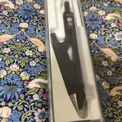 Item thumbnail for item 29a3ad2c-2d52-429b-af22-0b7c8aedce9a