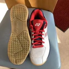 YONEX テニスシューズ ホワイト/レッド/ネイビー