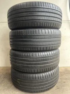 送料込み235/50R19 PIRELLI P ZERO 4本セットのサムネイル