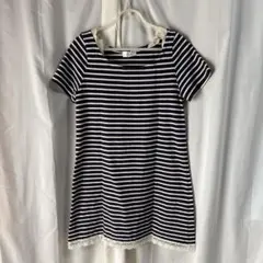 ネイビー　ボーダー柄Tシャツワンピースのサムネイル