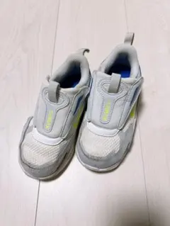 NIKE エアマックス ボルト 16cm