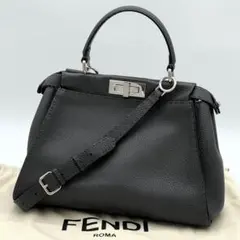 FENDI フェンディ ピーカブー セレリア 2way ショルダーバッグのサムネイル