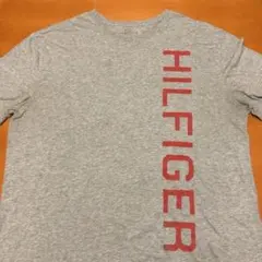 トミーヒルフィガー　Tシャツ　刺繍ロゴ　デカロゴ　ビッグシルエット