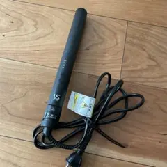 VS ストレートヘアアイロン 140-200℃