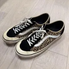 VANSスニーカー