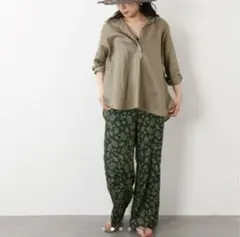 【美品】ジャーナルスタンダード レサージュ ペイズリー センタープリーツ パンツのサムネイル