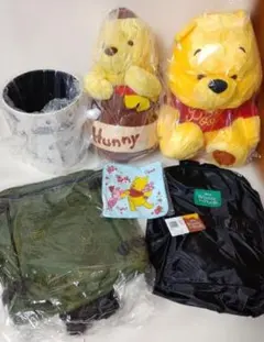 新品　プーさん　ぬいぐるみ　ゴミ箱　リュック　ハンカチ　まとめ売り