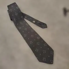 バーニーズニューヨーク ネクタイ