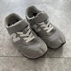 New Balance グレー スニーカー マジックテープ