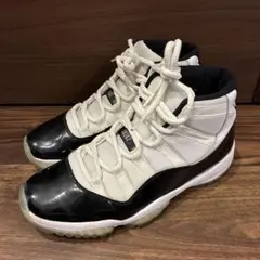 ナイキ エアジョーダン11 レトロ 