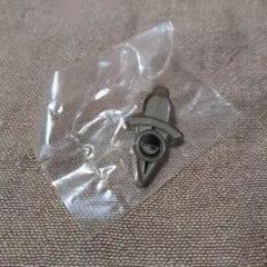 スパイファミリー　アイコンピンバッジ　ロイドのラベルピン