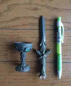 無*こ様 西洋風 アクセサリー 聖剣、聖杯 ミリタリーグッズ アンティーク RP