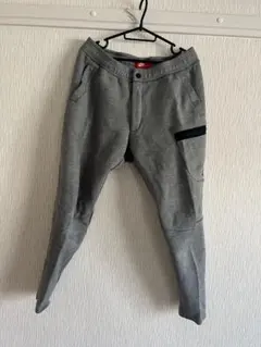 NIKE テックフリースパンツ