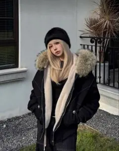 SHEINファー付きブラックジャケット