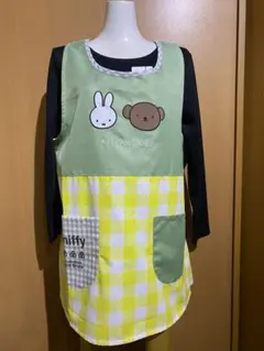 ミッフィーとボリスのエプロン　新品　保育士・介護士・看護師さん