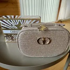 Dior ディオール ホリデー限定 ゴールドポーチ クリスマス 2025