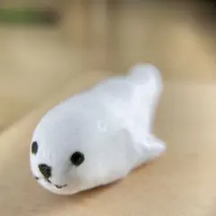 【激カワ】白いアザラシの置物(デッサン付き)