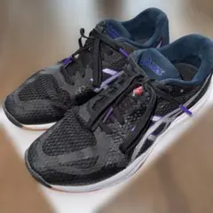 Item thumbnail for item 621abeca-5b75-46b0-9251-82b5b1ed2dde