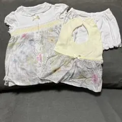 bebe 花柄 ワンピースとビブ セット
