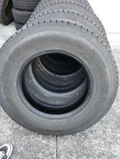 ブリヂストン トラックタイヤ 245/80R 17.5 7本セット バリ溝 - メルカリ