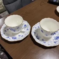 ナルミ青と白の花柄カップとソーサーセット